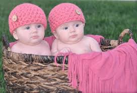 111 Nama Bayi Yang Artinya Kembar
